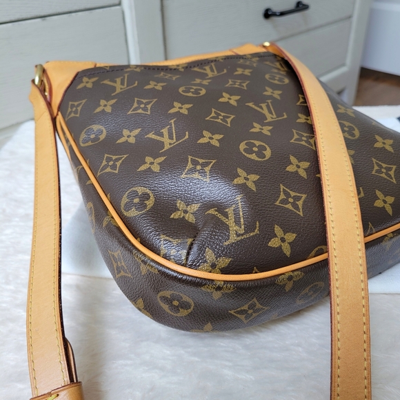 💕DISCONTINUED Very Rare Crossbody LOUIS VUITTON Odeon PM Monogram - Picture 13 of 16